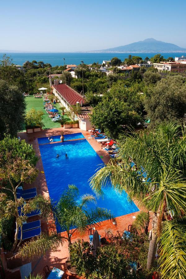 Sorrento Comfort House Con Piscina Exterior photo